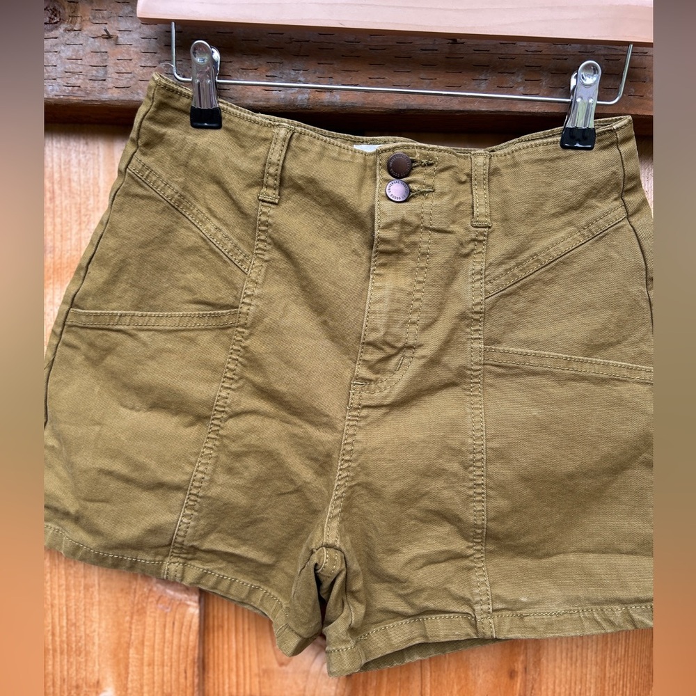 Universal Thread Olive ultra high waist mini short size‎ 4/27